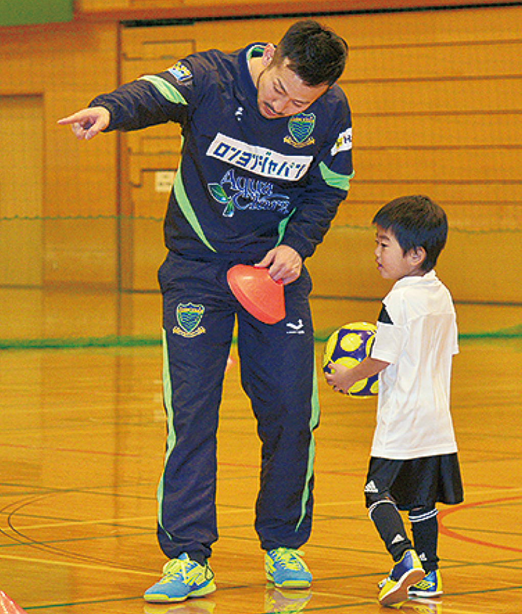 フットサル体験には選手も来場予定