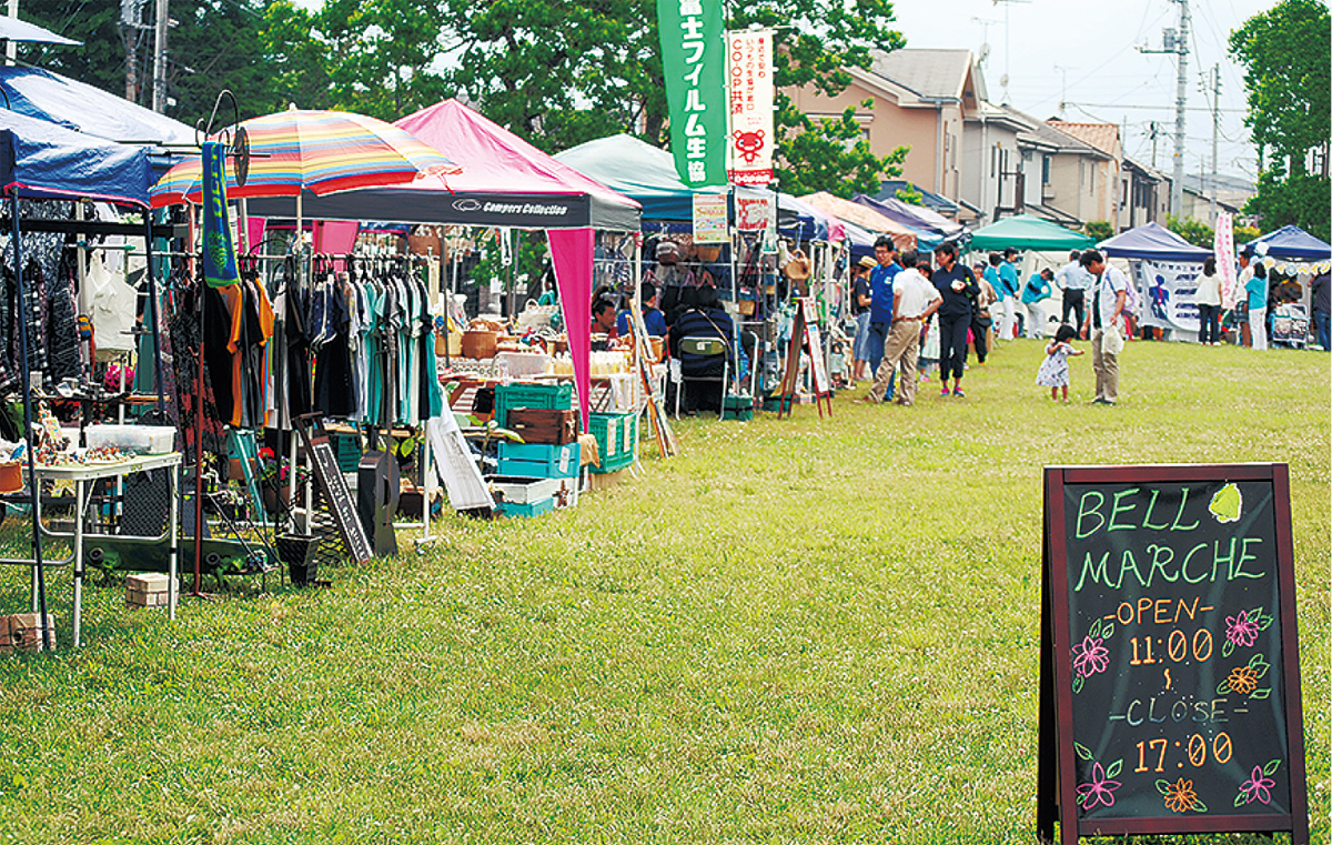 試合前から楽しめるベルマルシェ