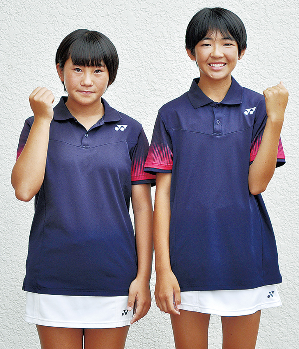新しいタイプの大磯高校の制服とポロシャツ