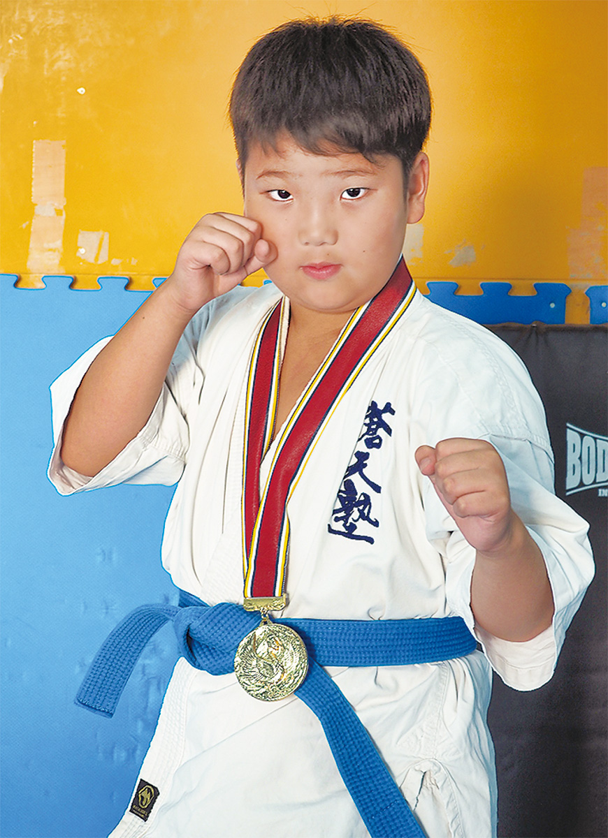 ｒｆ空手大会で優勝 東富水小 高原くん 小田原 箱根 湯河原 真鶴 タウンニュース