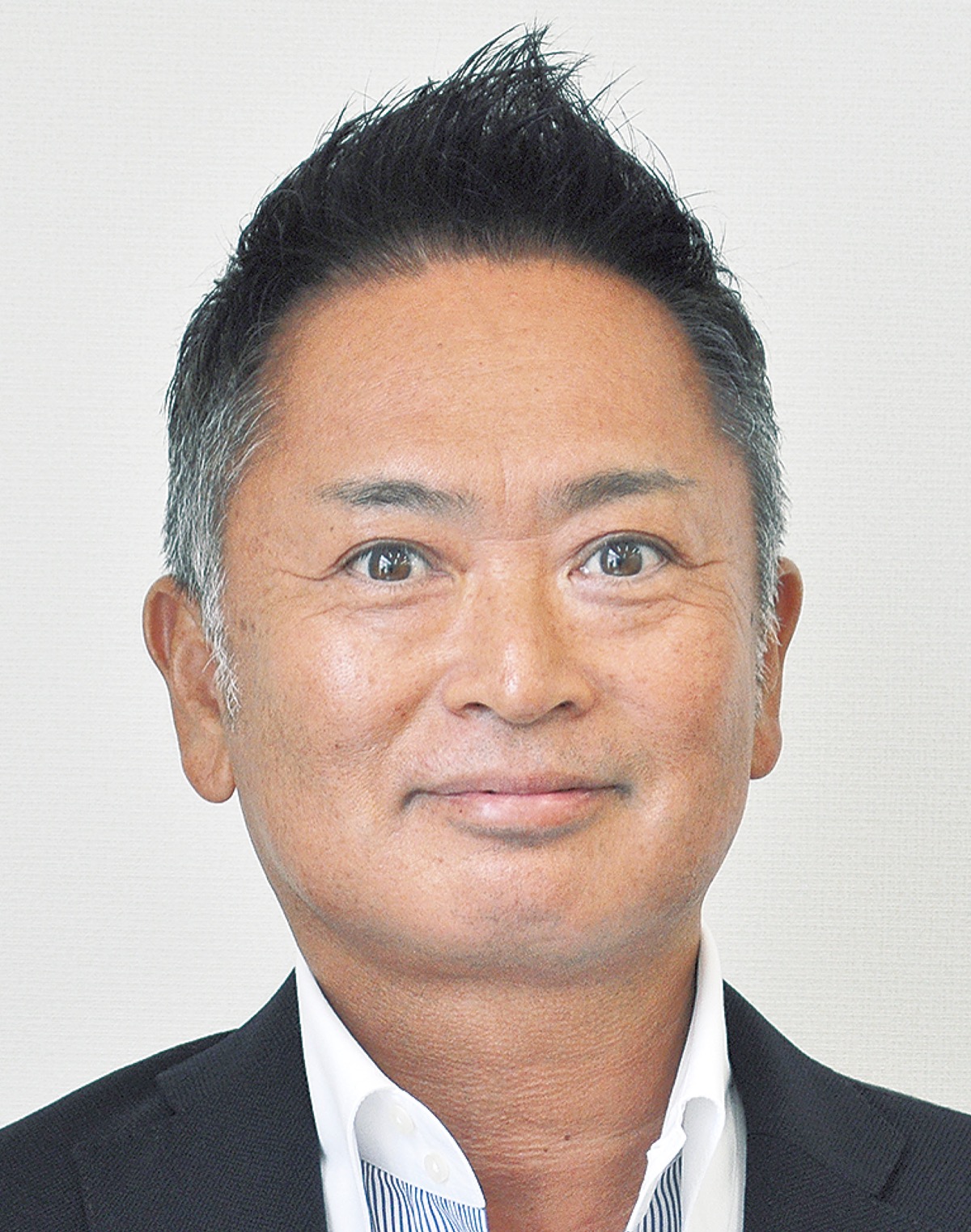横浜銀行の理事・小田原支店長を務める 山本 博文さん 小田原市出身　55歳