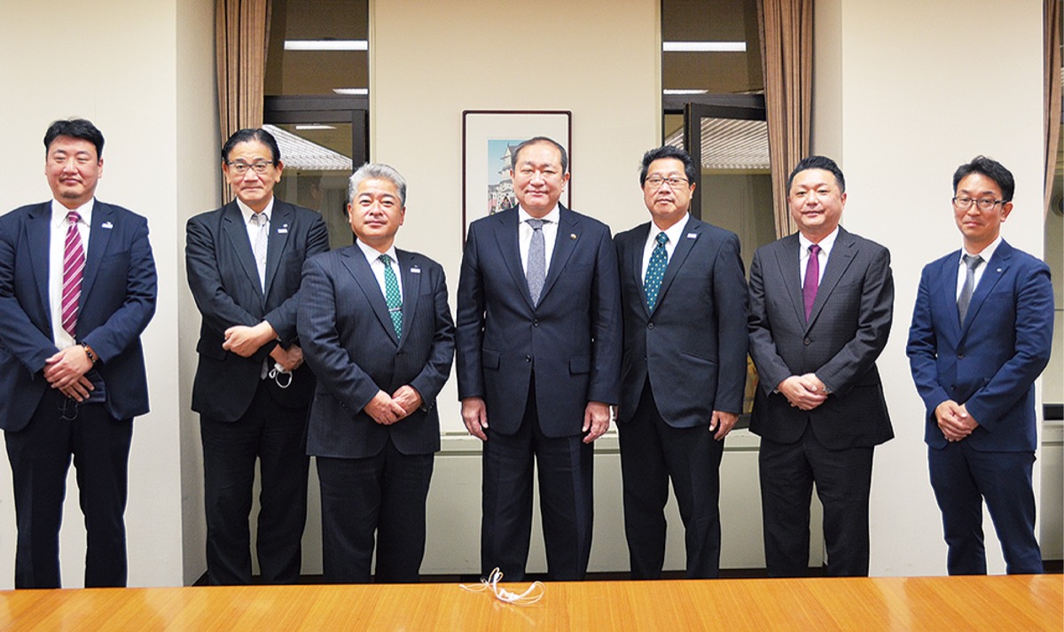 「話し合いの場」を訴え (写真1)