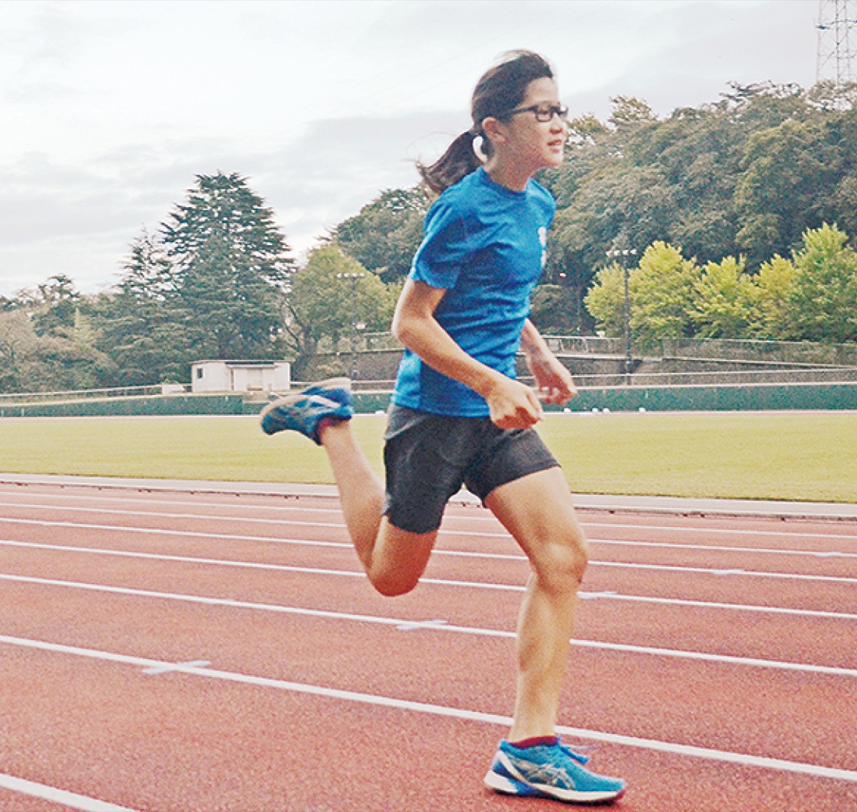 走り込む神谷さん