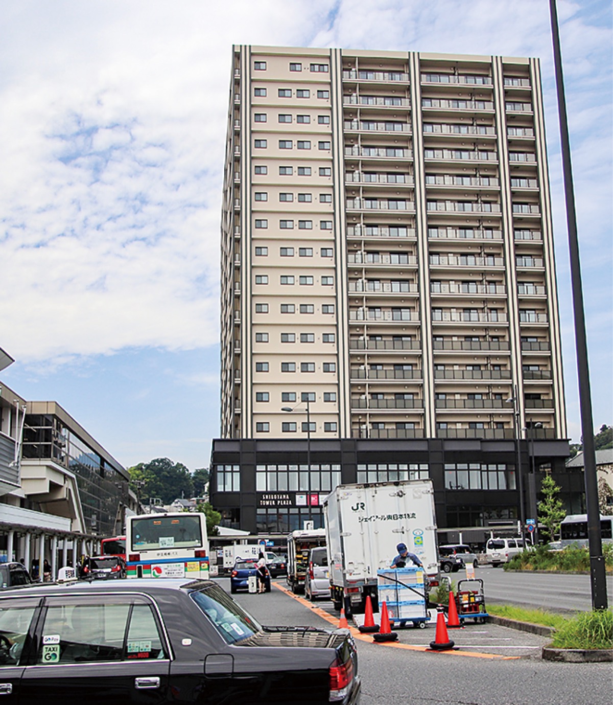 小田原 レーベン小田原THE TOWER 駅西口、待望の新ビル完成 「市民に安心感を」 | 小田原・箱根・湯河原・真鶴 | タウンニュース