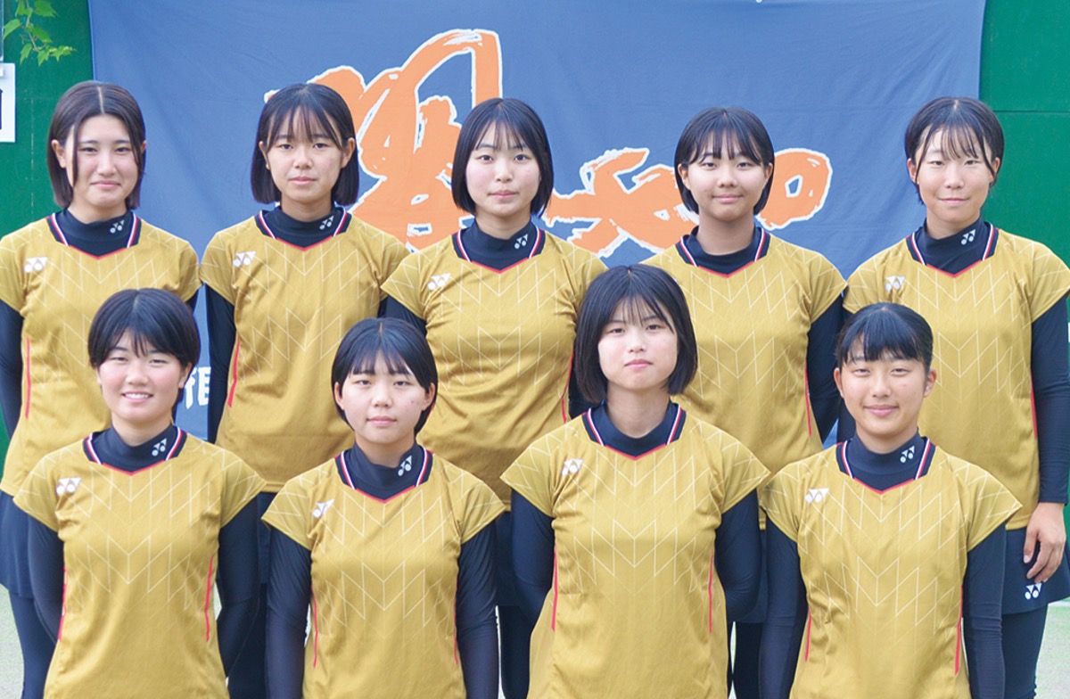 攻めのテニスで挑戦