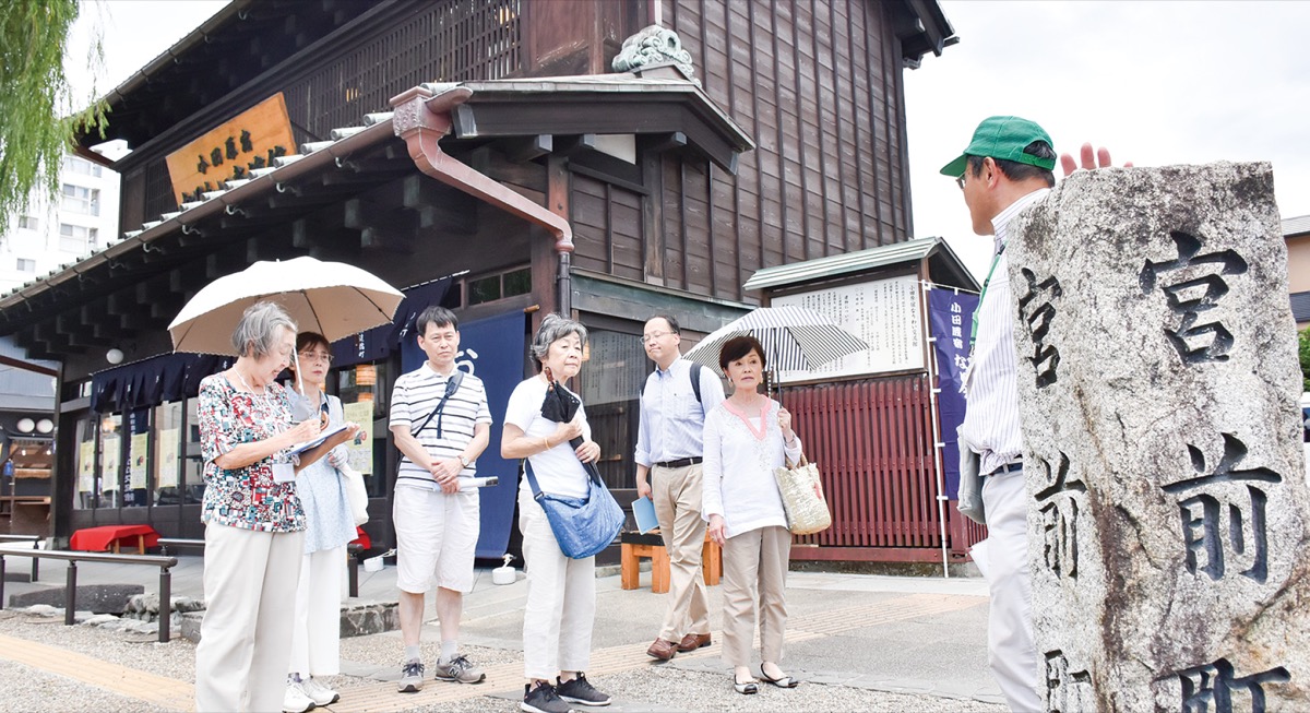 まち歩きで歴史散策
