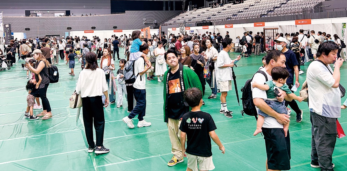 100周年事業に3,500人