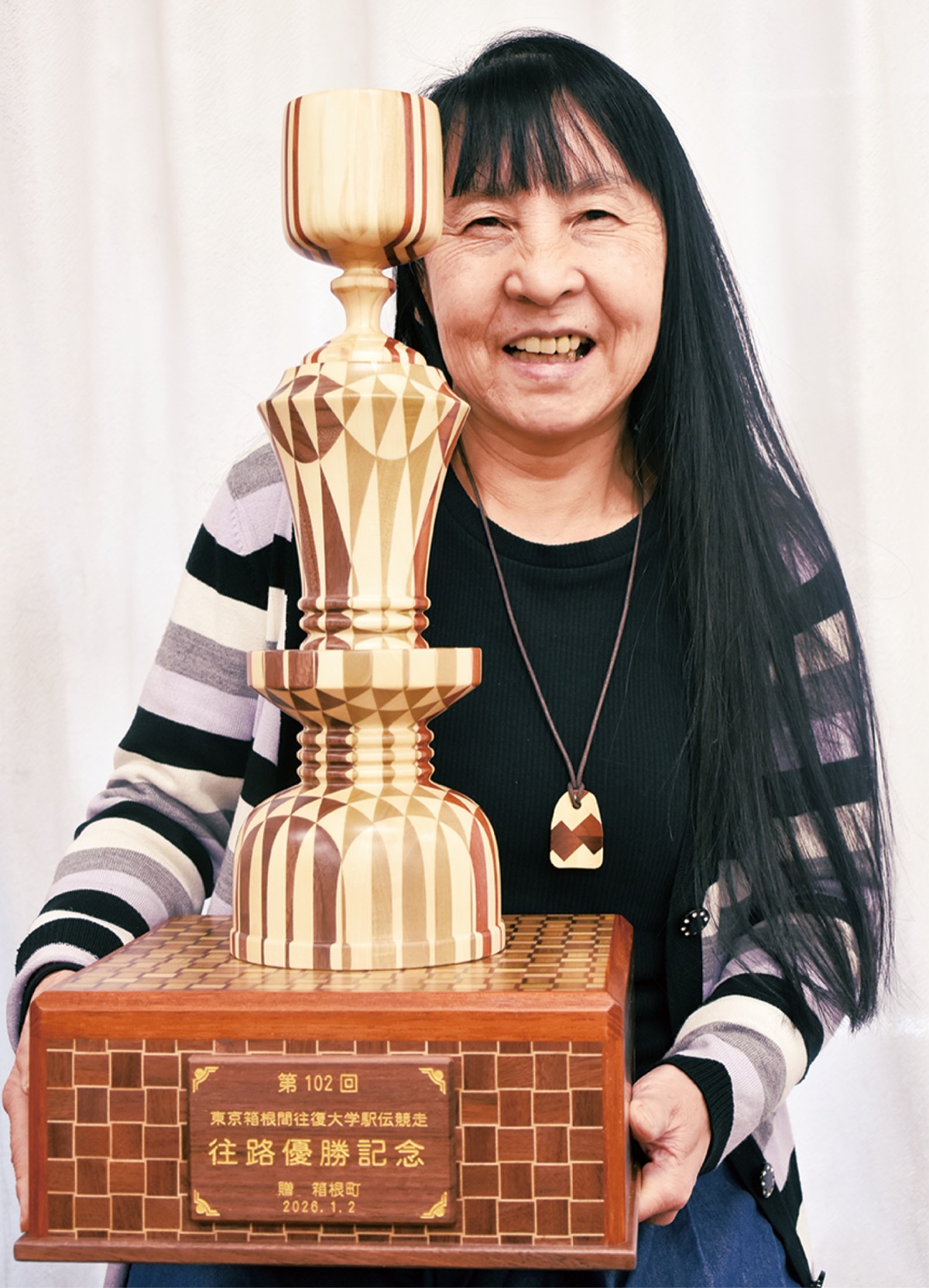 無垢と象嵌で｢二刀流｣の技