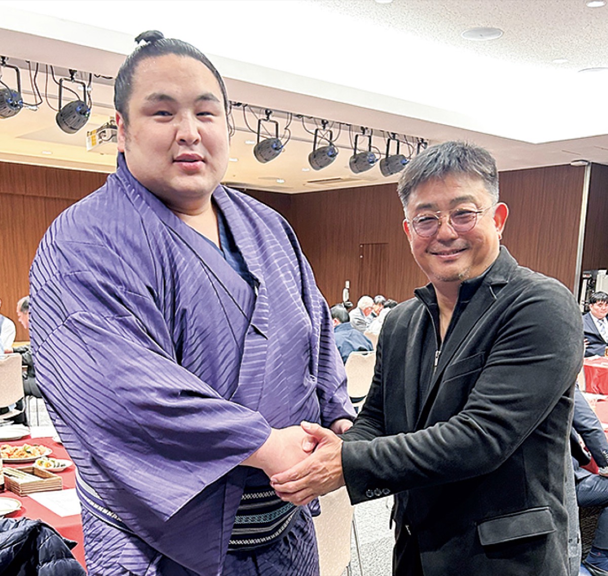 「活躍を地域で応援」