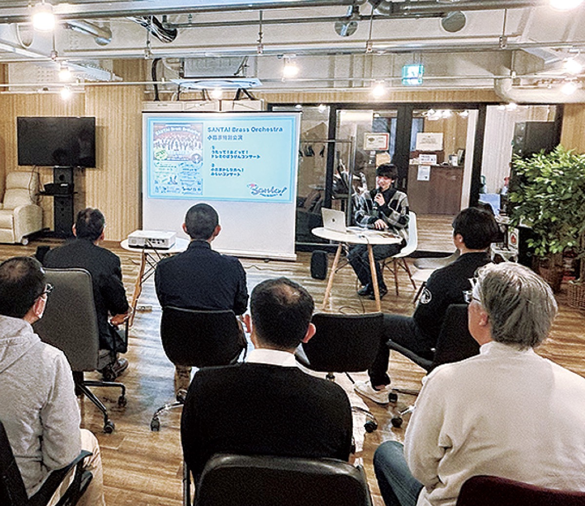 25年度の採択者が実施報告 (写真3)