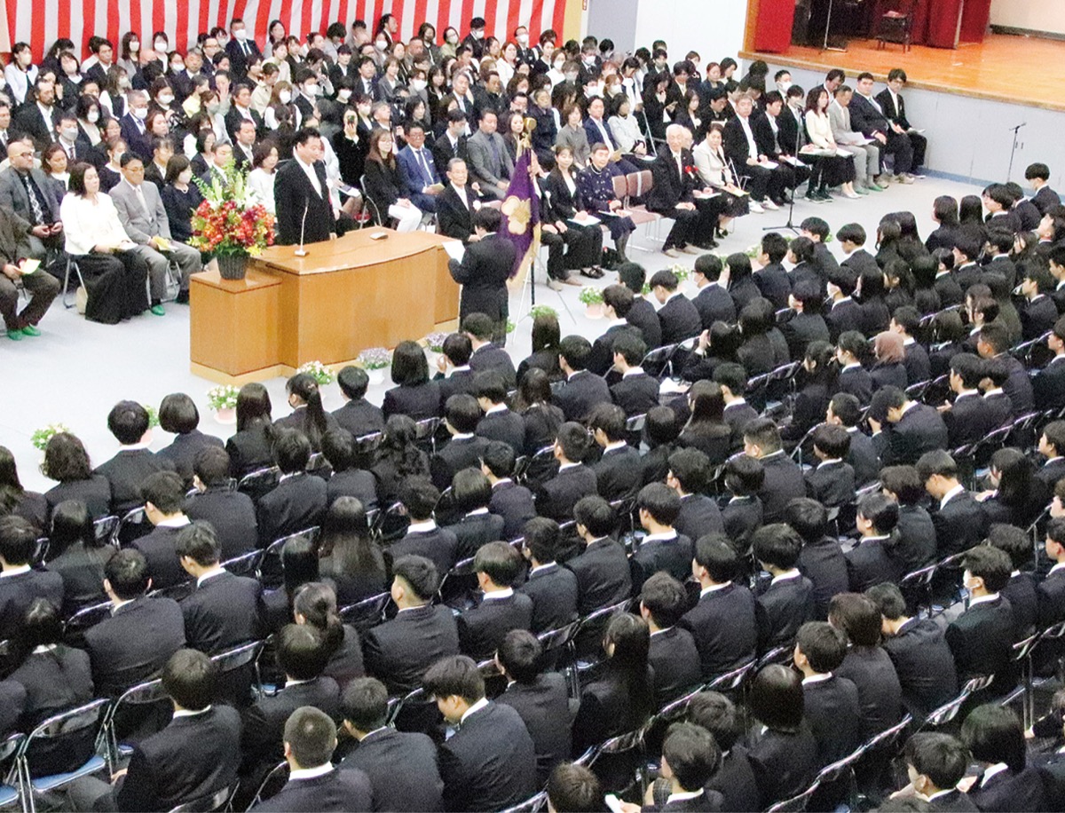 期待を胸に、新たな学校生活へ (写真4)