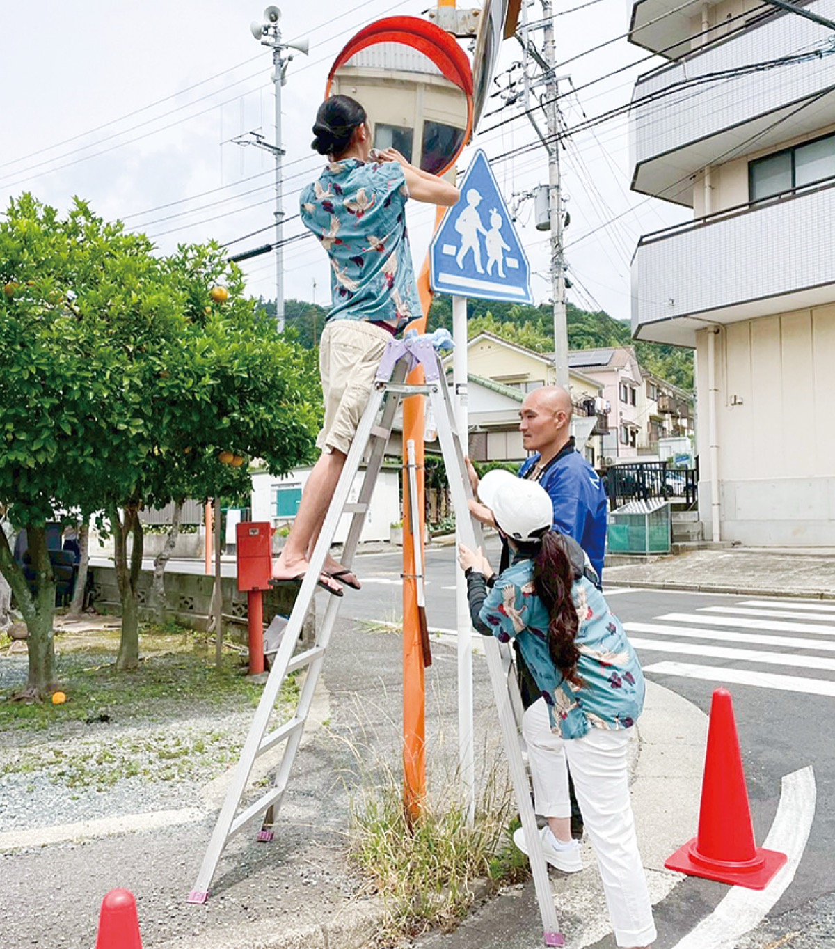 「商工会の日」に清掃活動 (写真3)