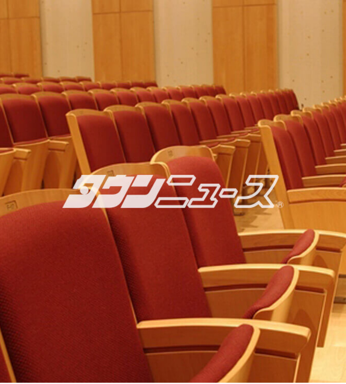 劇団「螺旋階段」が公演 (写真1)
