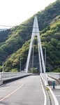 丹沢湖のシンボル・永歳橋
