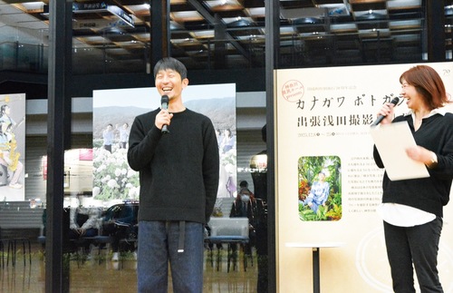 撮影時のエピソードを語る浅田氏