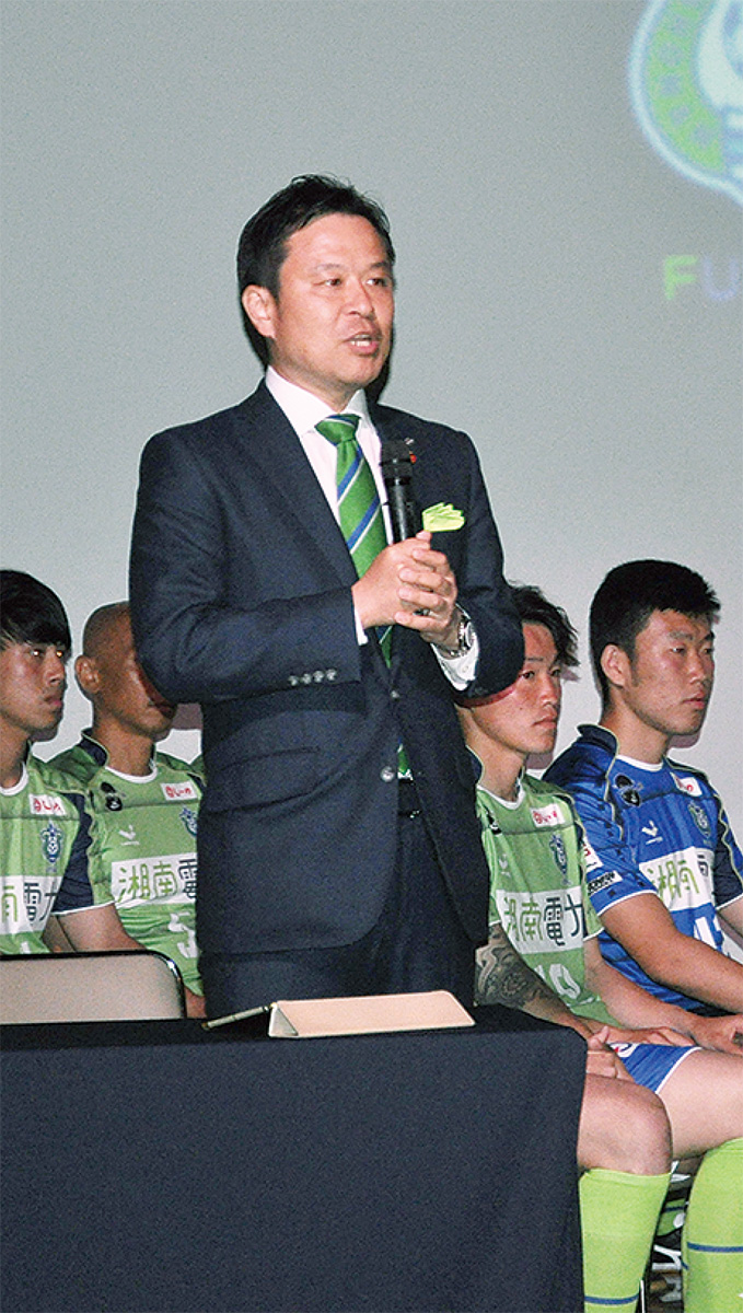 新シーズンへの抱負を述べる古川剛士CEO