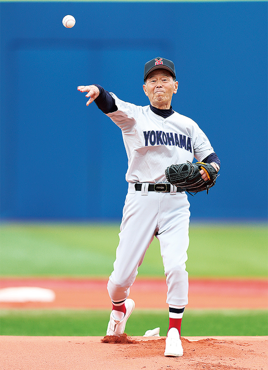 ご注意ください 横浜高校野球部ユニホーム＆松坂世代記念品