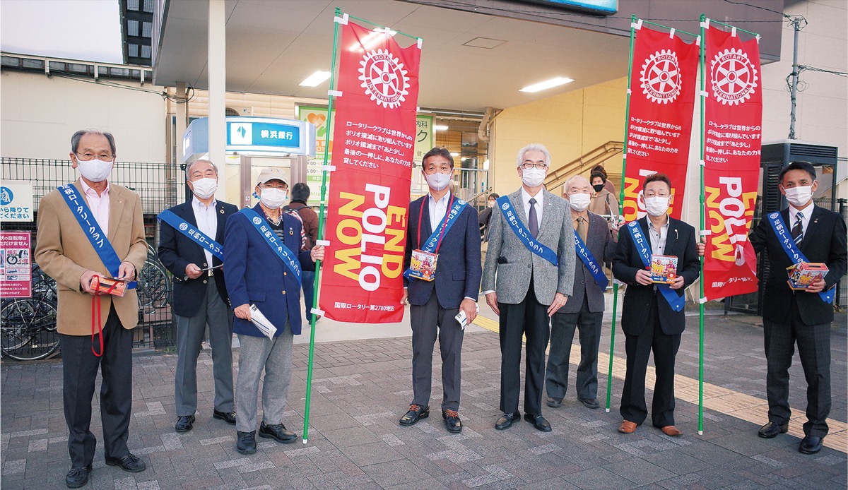 医師はポリオをどのように治療しますか?