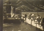 芦ノ湖の桟橋と遊覧船