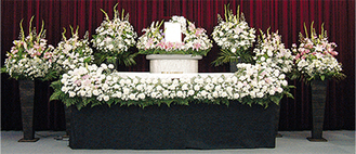 生花祭壇の一例