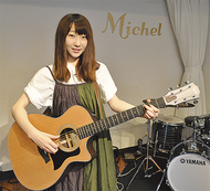 地元初ライブを開催