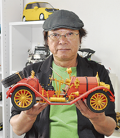 「ペーパークラフトの世界」