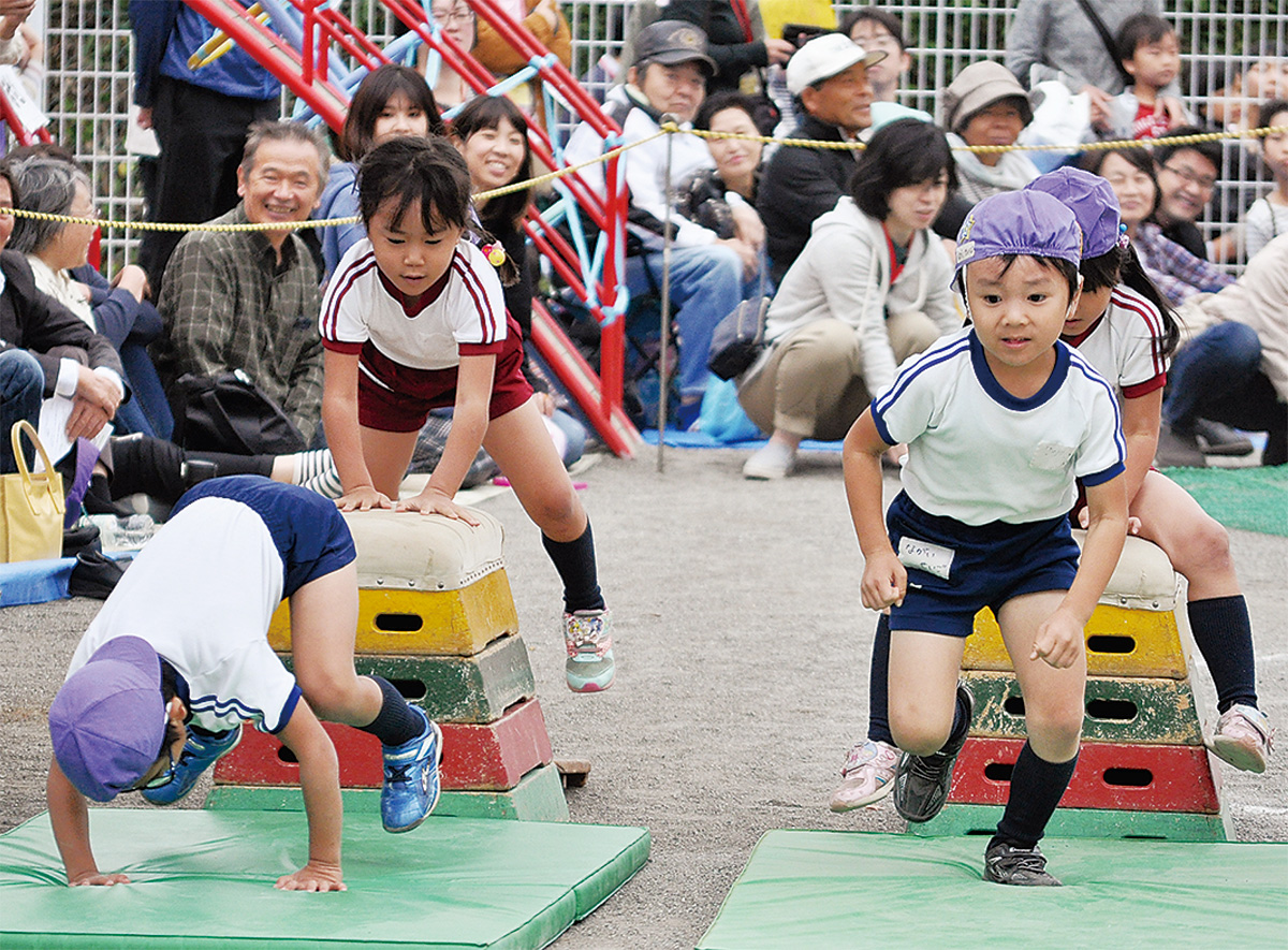 わたし頑張ったでしょ」 つるまき幼稚園で運動会 | 秦野 | タウンニュース