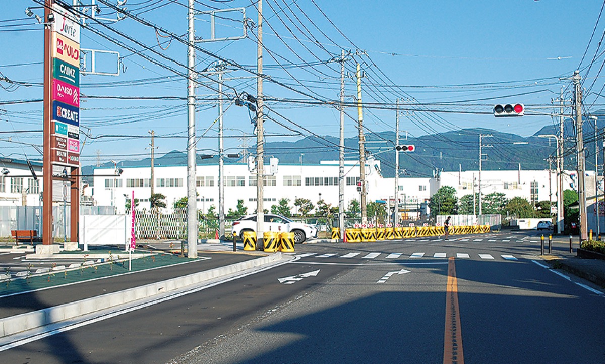 右折レーン設置で渋滞解消へ!! (写真2)