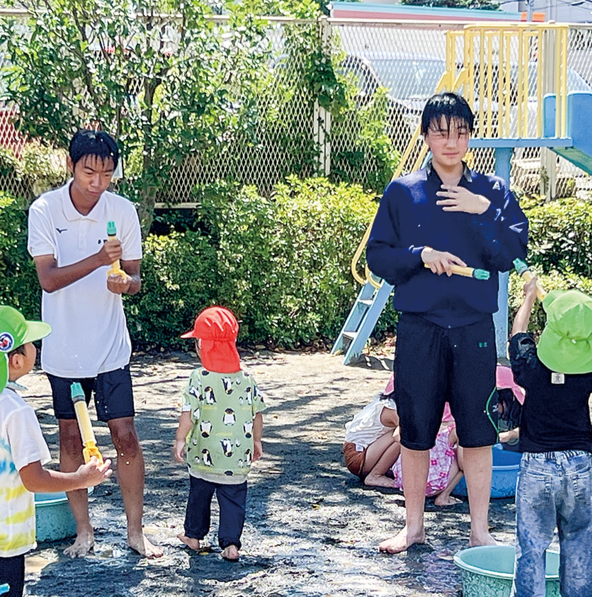園児と交流し「選択肢の一つに」 夏休みに高校生保育ボランティア | 秦野 | タウンニュース