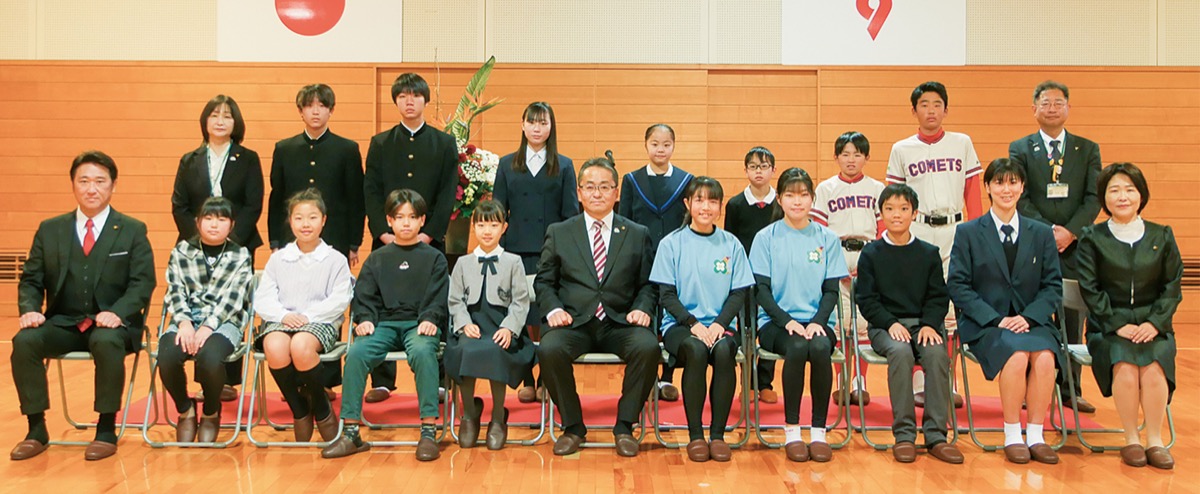 記念撮影が行われた