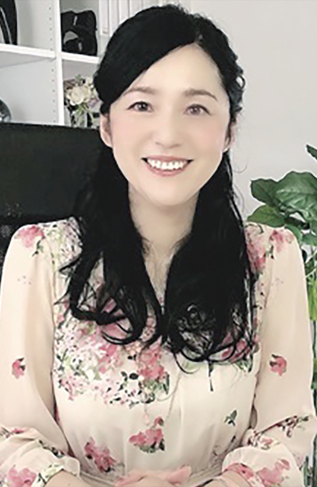 牛窪恵氏登壇の経済講演会