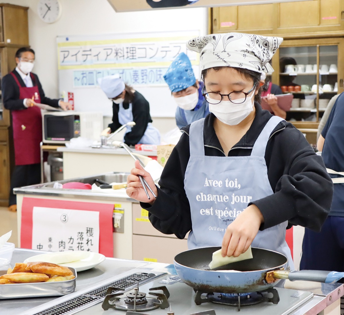 小中学生が「秦野の味」表現