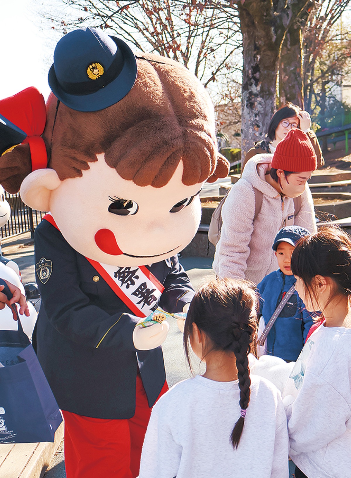 ペコちゃん一日警察署長に